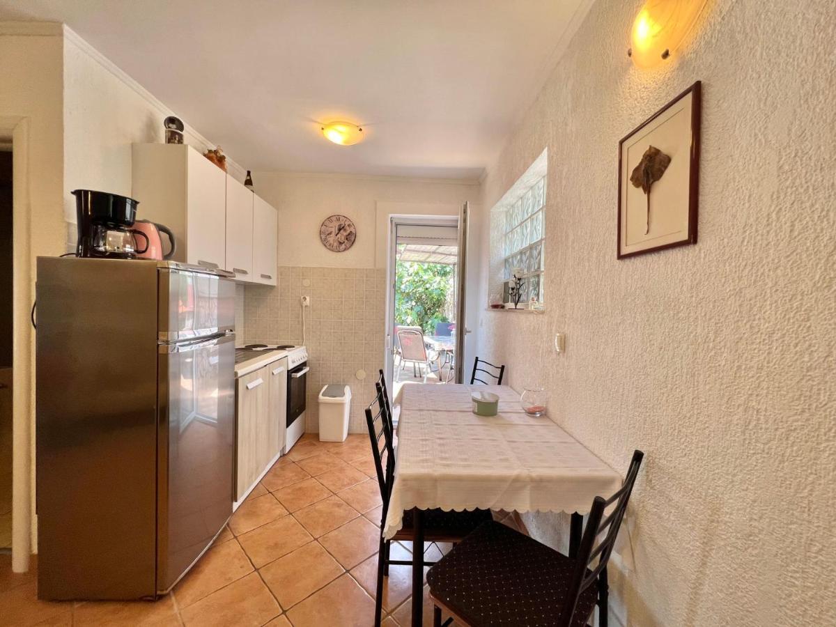 Apartments In Dramalj 45034 Екстер'єр фото
